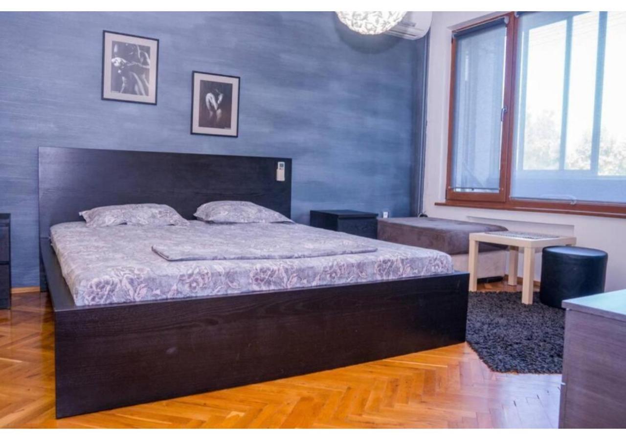 Luxury Apartment On The First Line To The Sea Burgas Екстер'єр фото